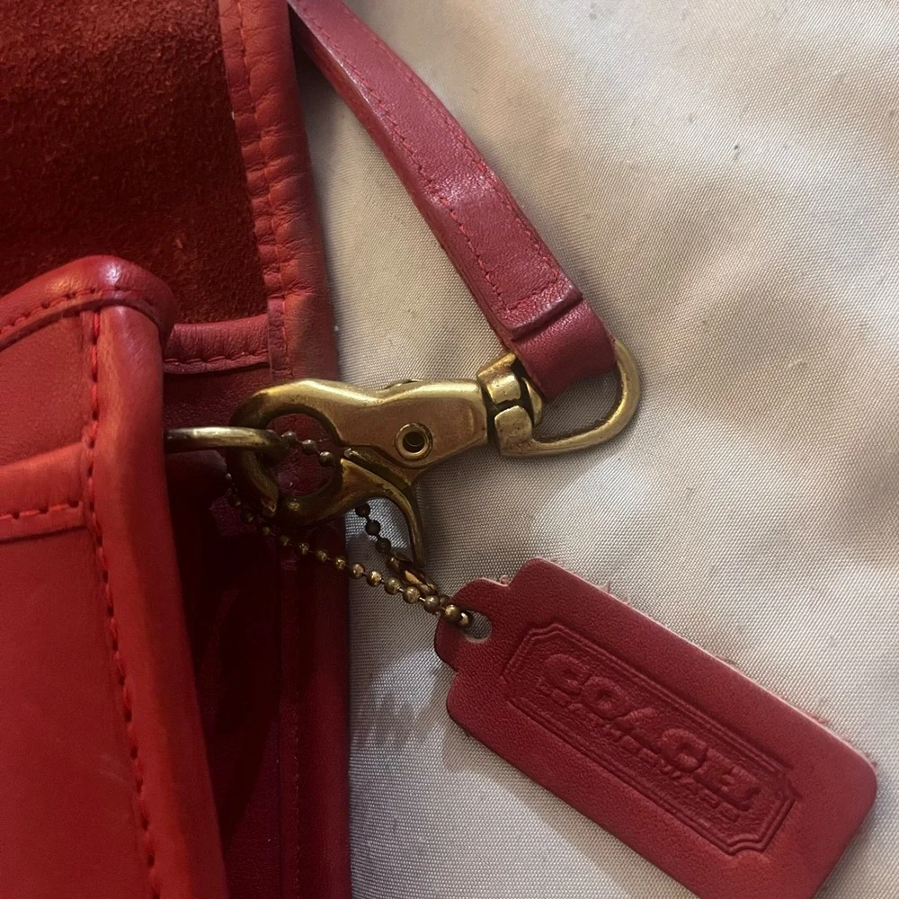 Vintage Coach Dinky Crossbag - Picture 5 of 6